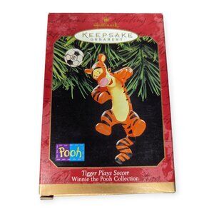 Vintage 1999 Hallmark Keepsake Ornament Tigger Plays Soccer